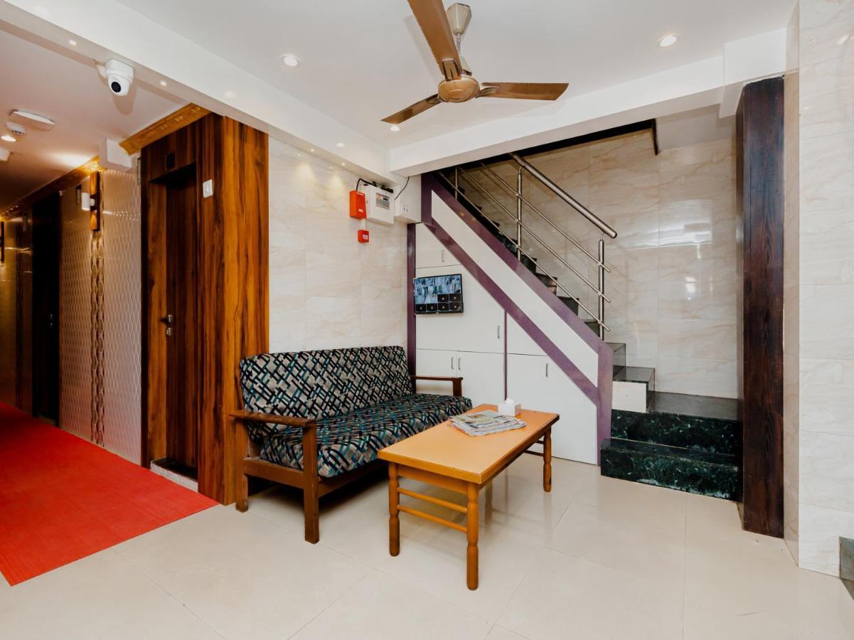 Hotel Kgn Near Cst Railway Station Mumbai And Haj House Mumbai Near Crawford Market Mumbai Exterior foto