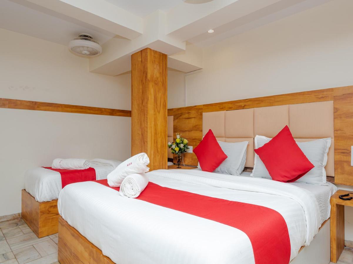 Hotel Kgn Near Cst Railway Station Mumbai And Haj House Mumbai Near Crawford Market Mumbai Exterior foto