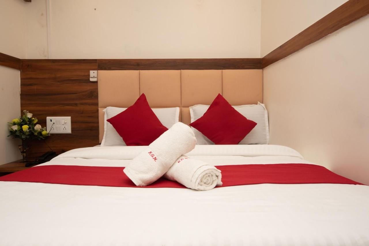 Hotel Kgn Near Cst Railway Station Mumbai And Haj House Mumbai Near Crawford Market Mumbai Exterior foto