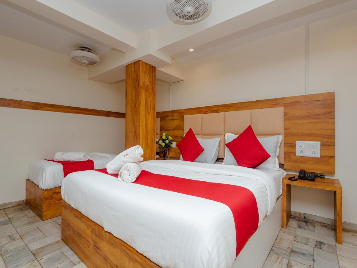 Hotel Kgn Near Cst Railway Station Mumbai And Haj House Mumbai Near Crawford Market Mumbai Exterior foto