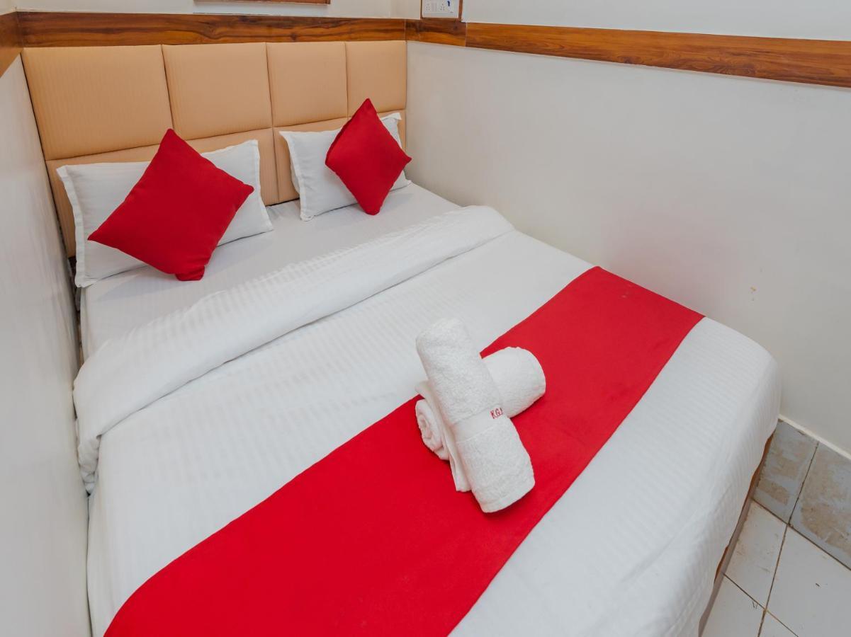 Hotel Kgn Near Cst Railway Station Mumbai And Haj House Mumbai Near Crawford Market Mumbai Exterior foto